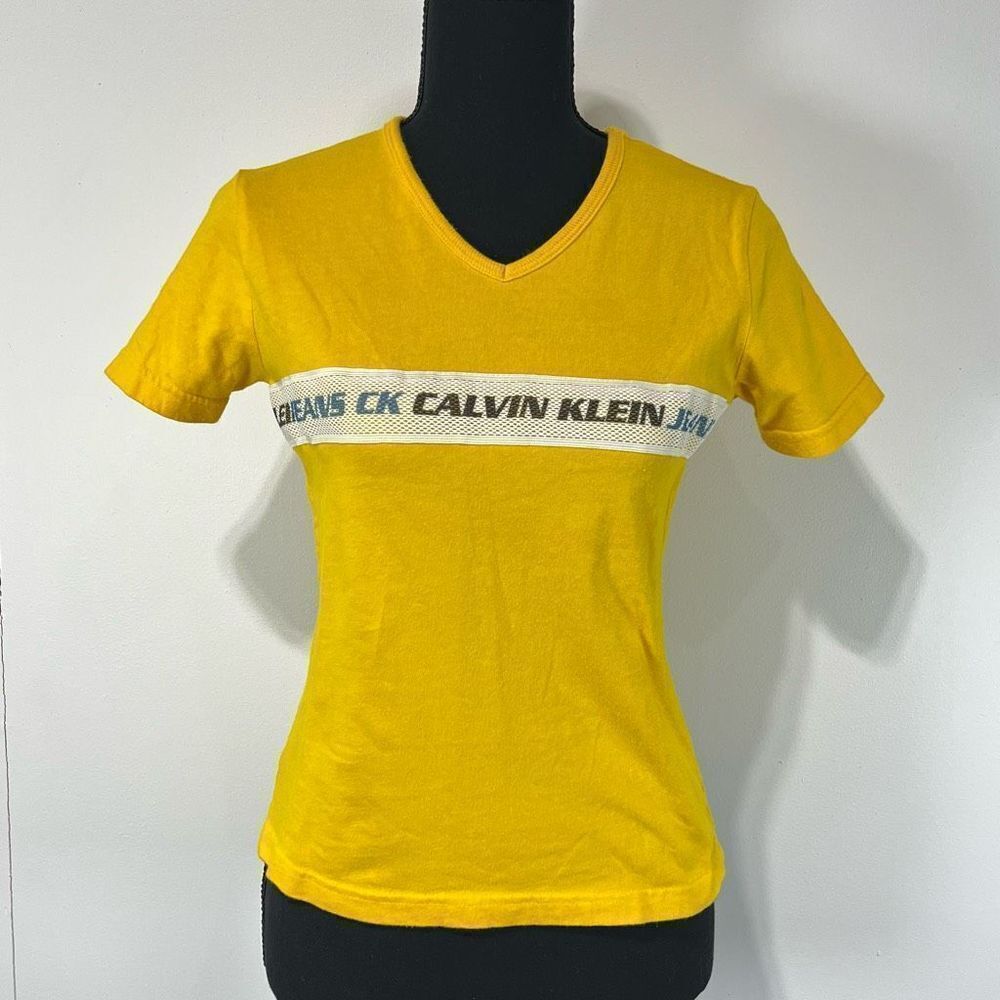 Calvin Klein Jeans Semi-Crop Yellow V-Neck Top Size M Women’s Yellow Logo